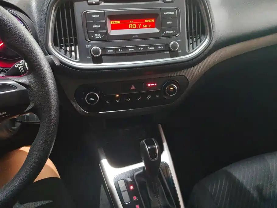 Kia KX3 Proud Running 2015 — фото 13
