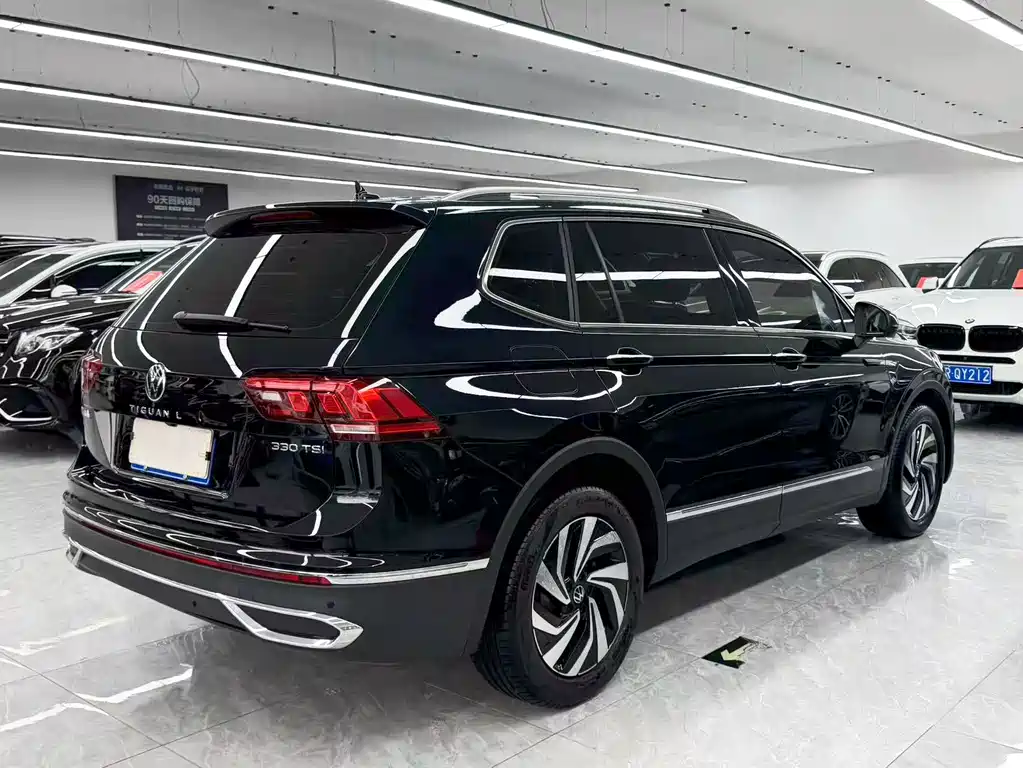 Volkswagen Tiguan L 2022