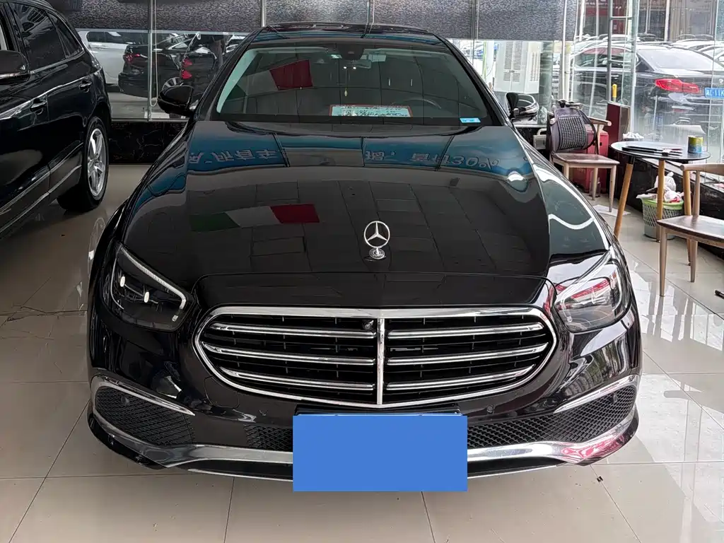 Mercedes-Benz E-Class 2022