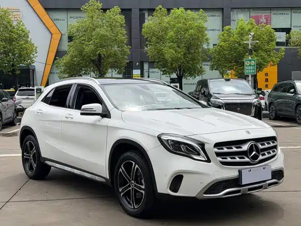 Mercedes-Benz GLA 2018
