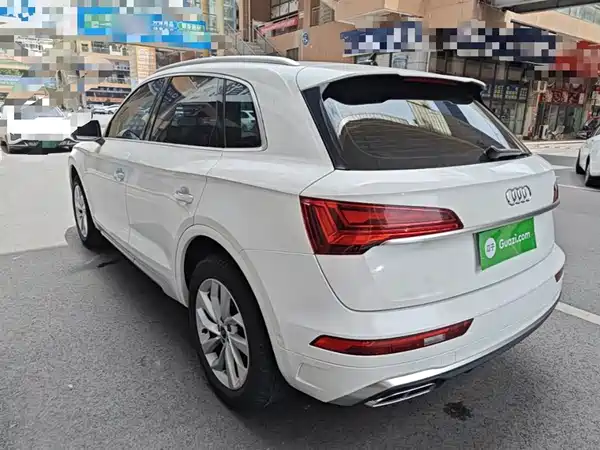 Audi Q5L 2022