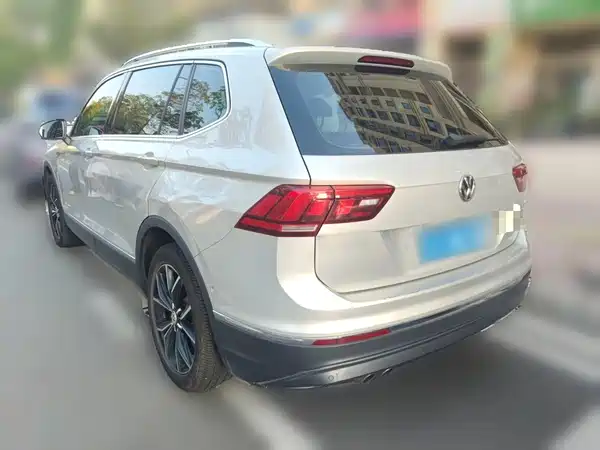 Volkswagen Tiguan L 2019