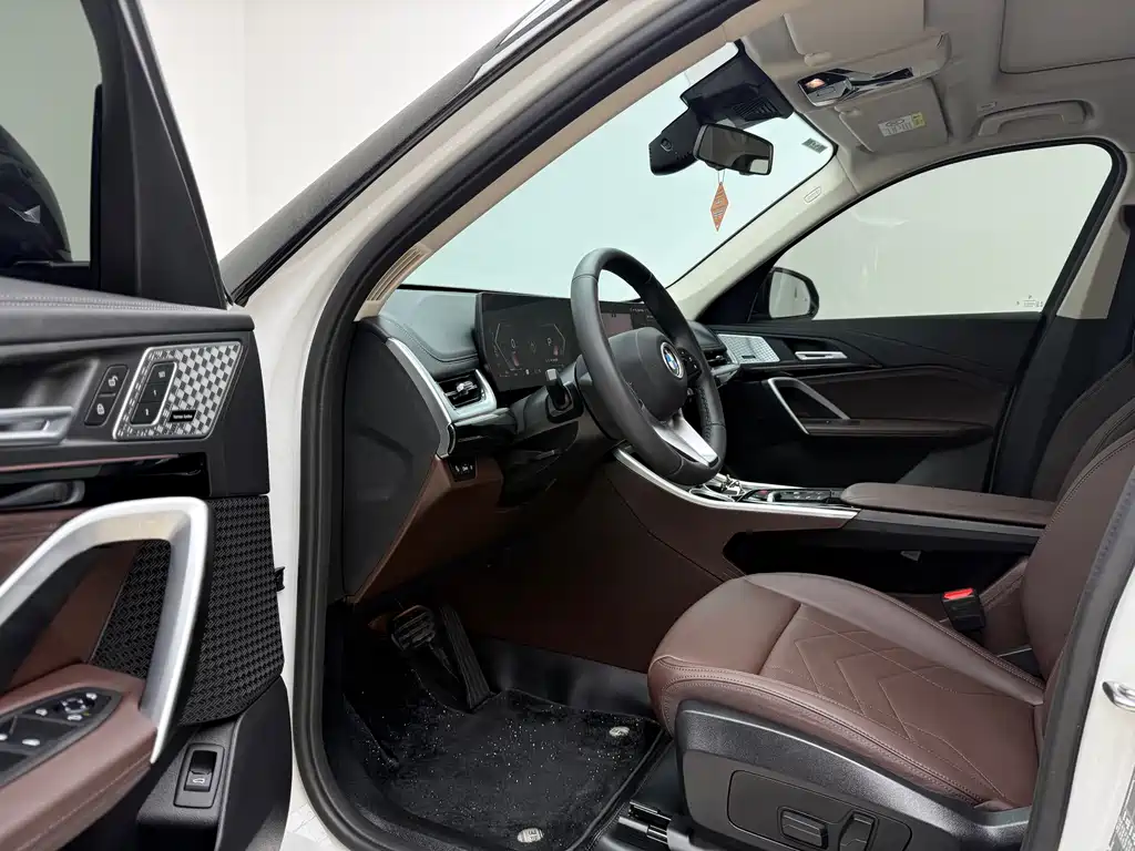BMW X1 2025 — фото 15