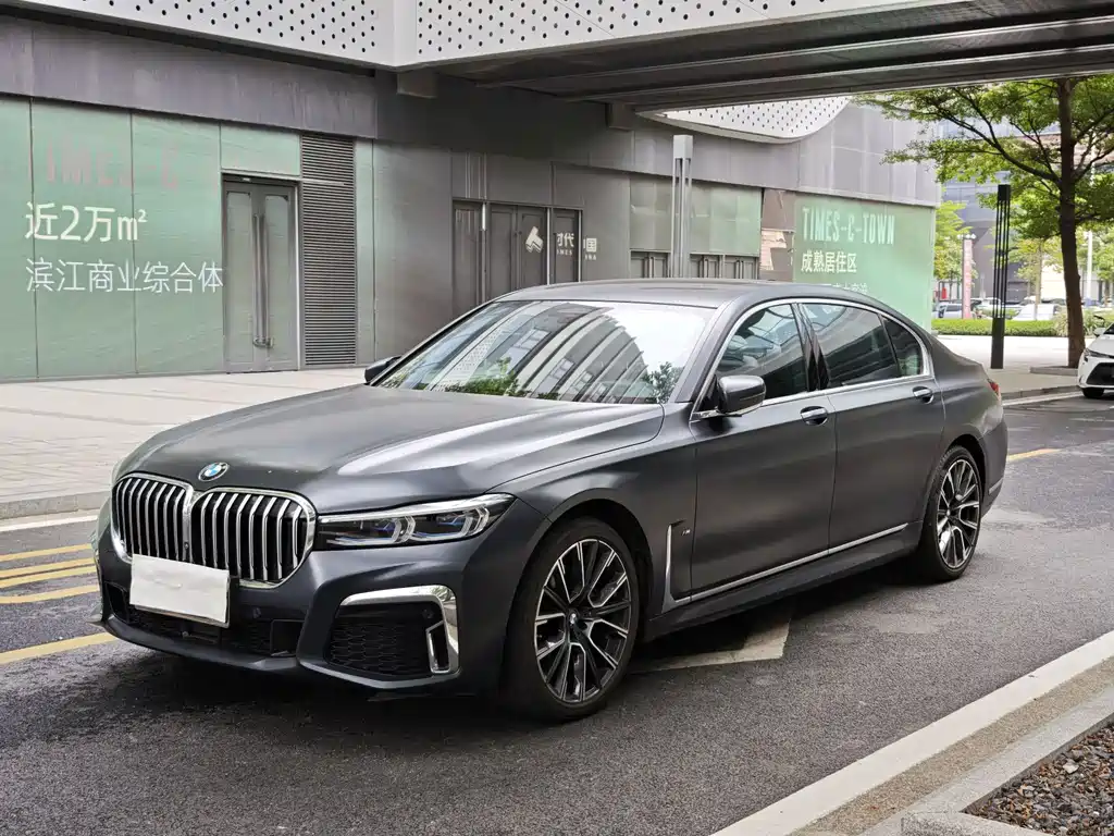 BMW 7 Series 2019 — фото 1