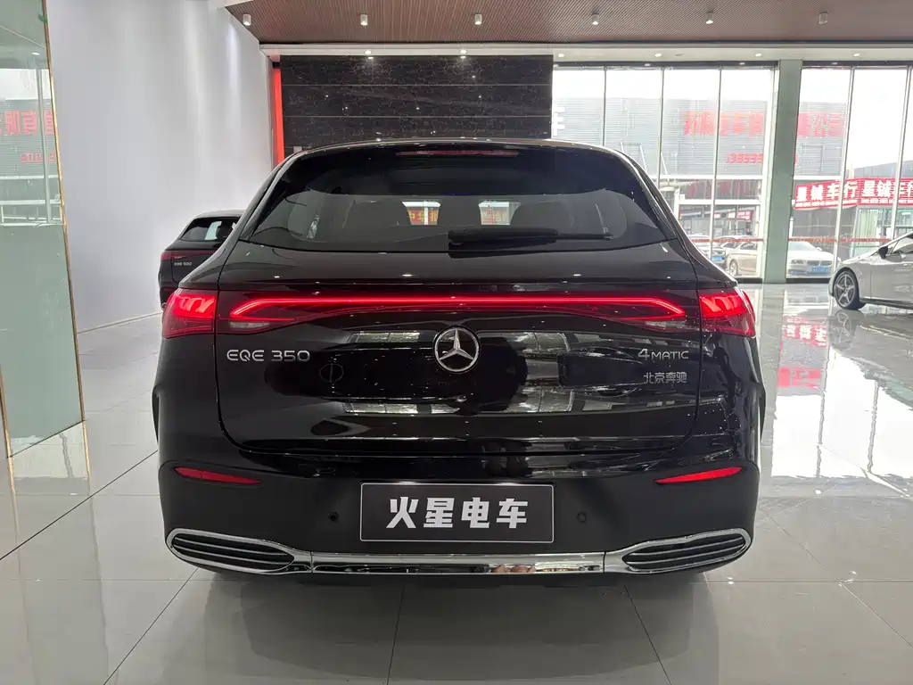 Mercedes-Benz EQE SUV 2023 — фото 14