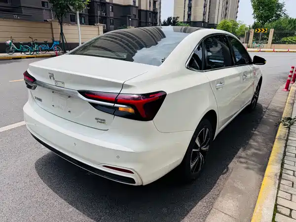 Roewe Feifan ER6 2021