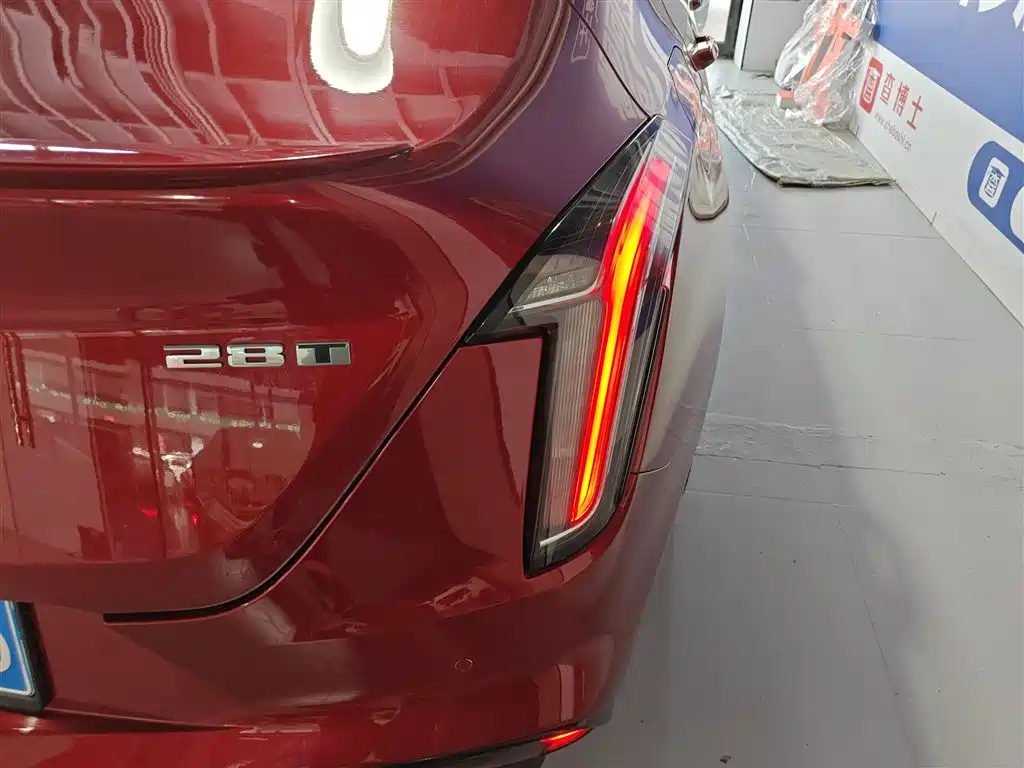 Cadillac CT4 2021 — фото 24