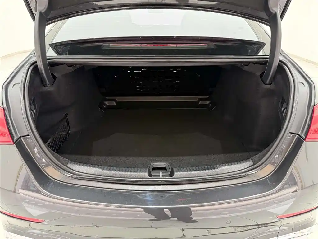 Mercedes-Benz C-Class 2022 — фото 14