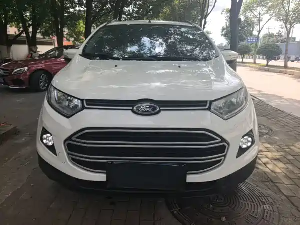 Ford EcoSport 2015