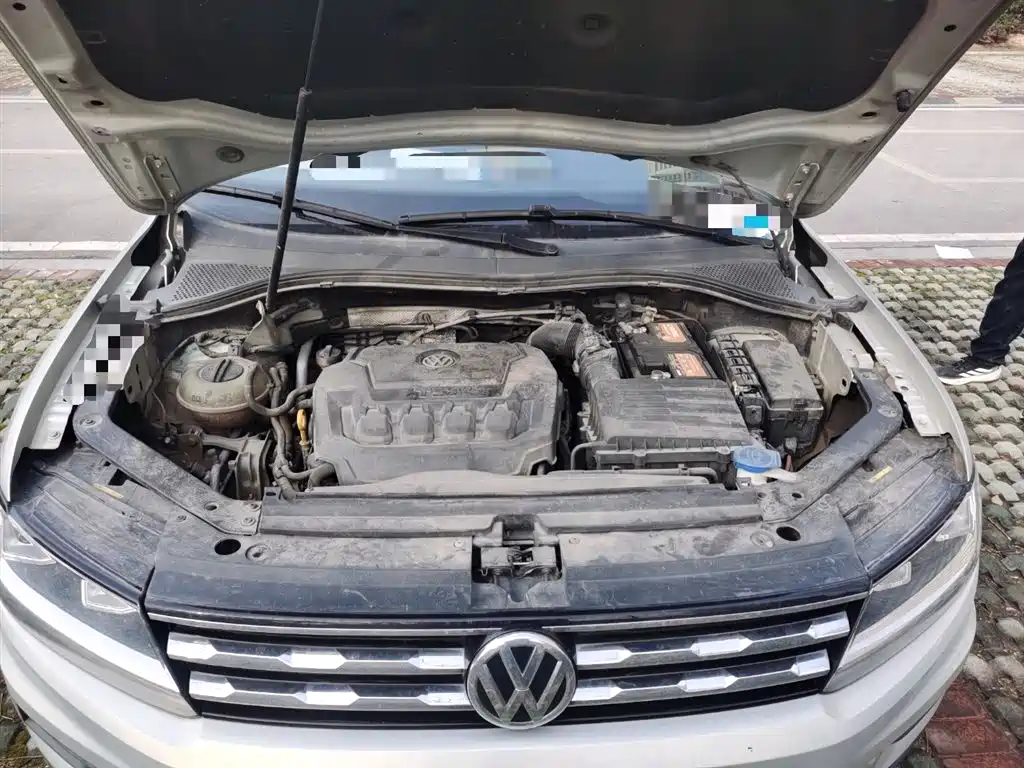 Volkswagen Tiguan L 2020 — фото 11