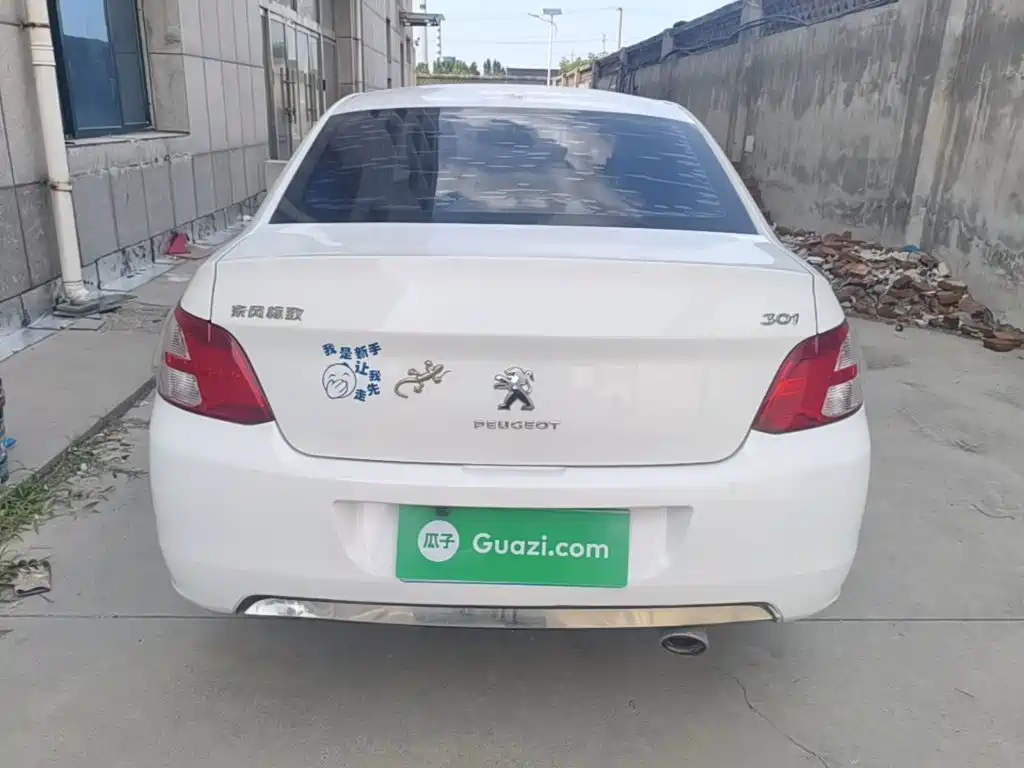 Peugeot 301 2015