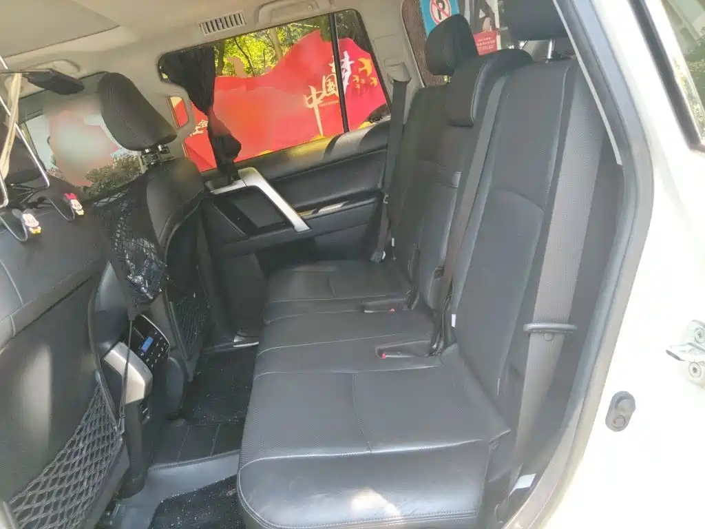 Toyota Prado 2018 — фото 18