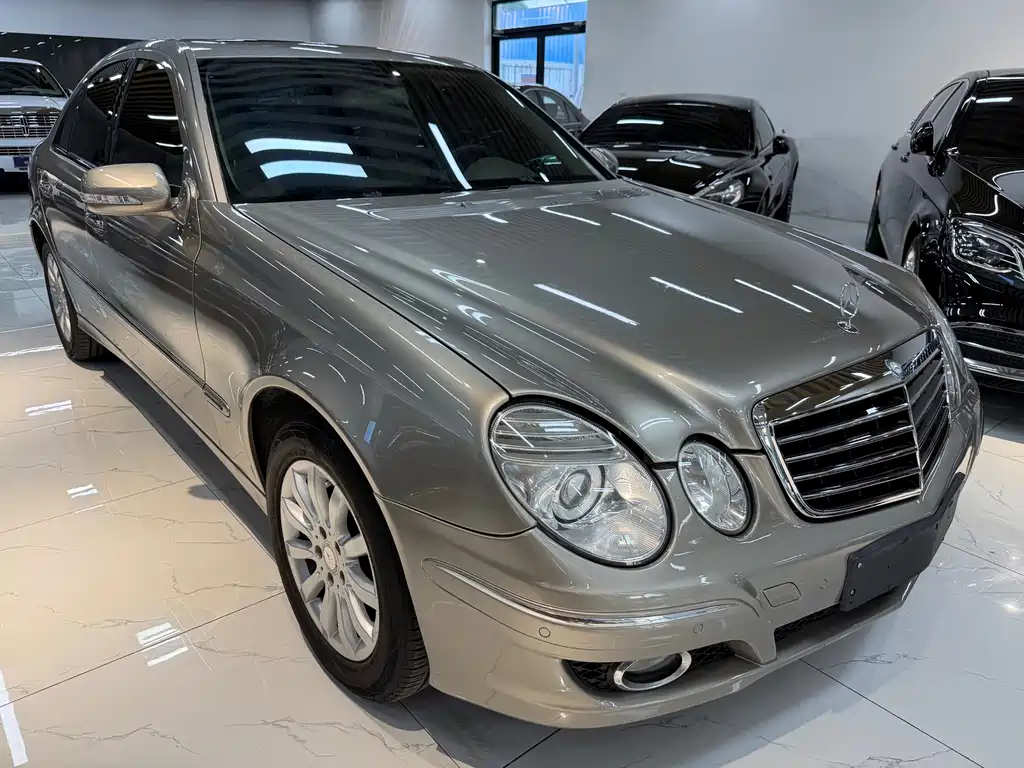 Mercedes-Benz E-Class 2008