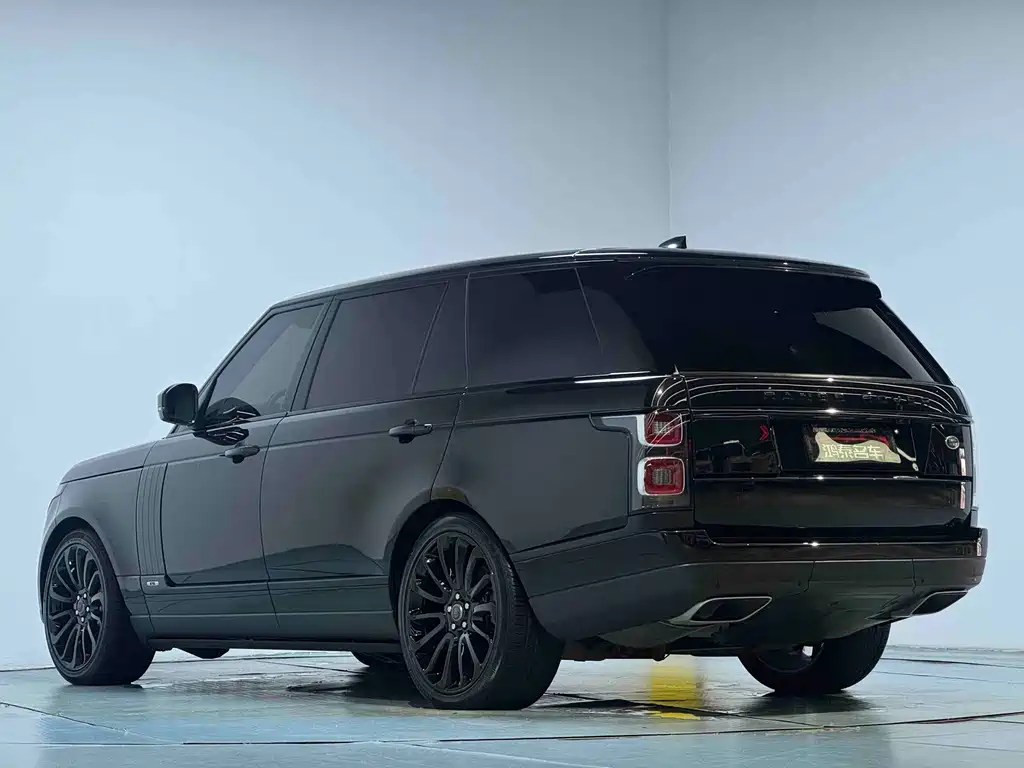 Land Rover Range Rover 2019 — фото 17