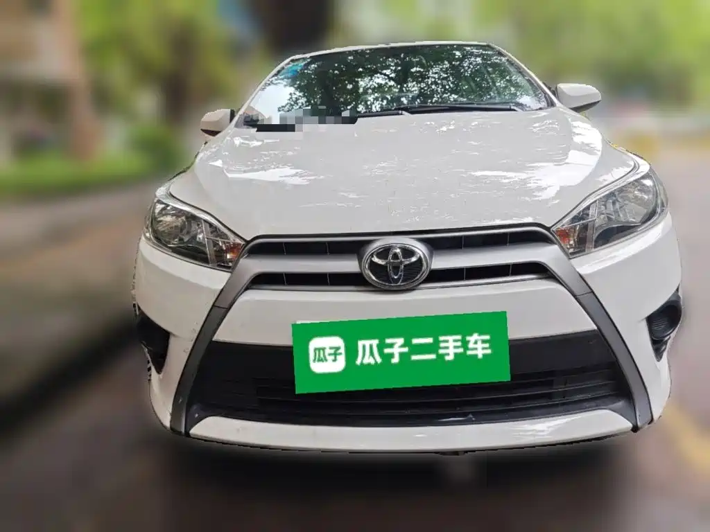 Toyota Yaris L 2016 — фото 24