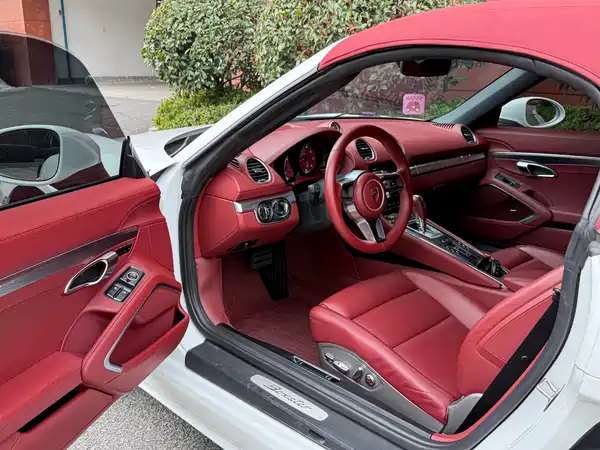 Porsche 718 2020