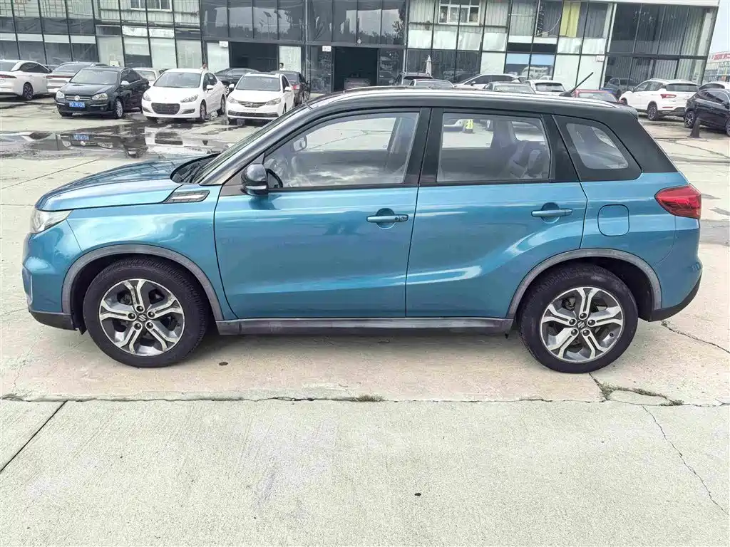 Suzuki Vitara 2016 — фото 15