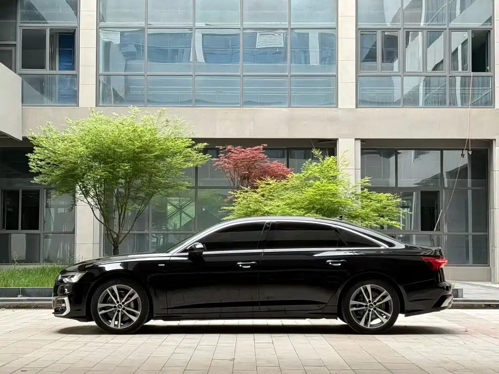 Audi A6L 2023 — фото 3
