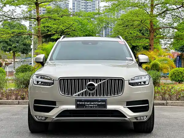 Volvo XC90 2019
