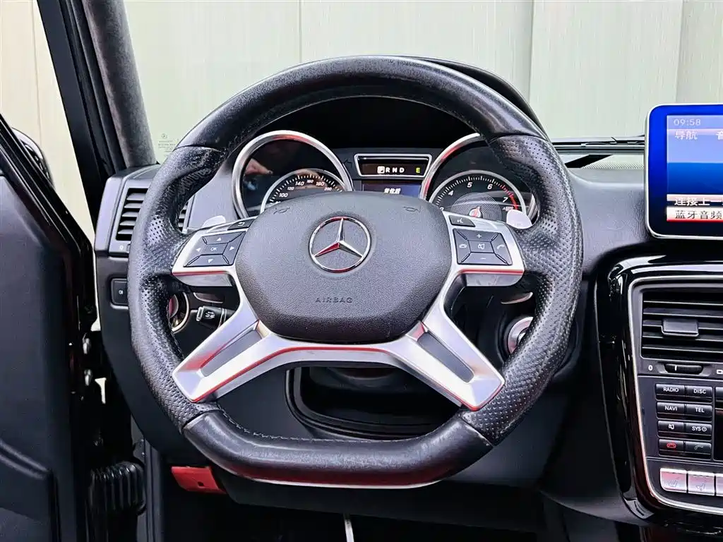 Mercedes-Benz G-Class 2016 — фото 10