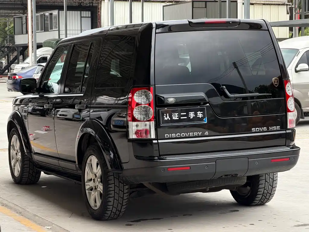 Land Rover Discovery 2013 — фото 12