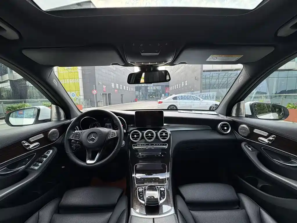 Mercedes-Benz GLC 2016
