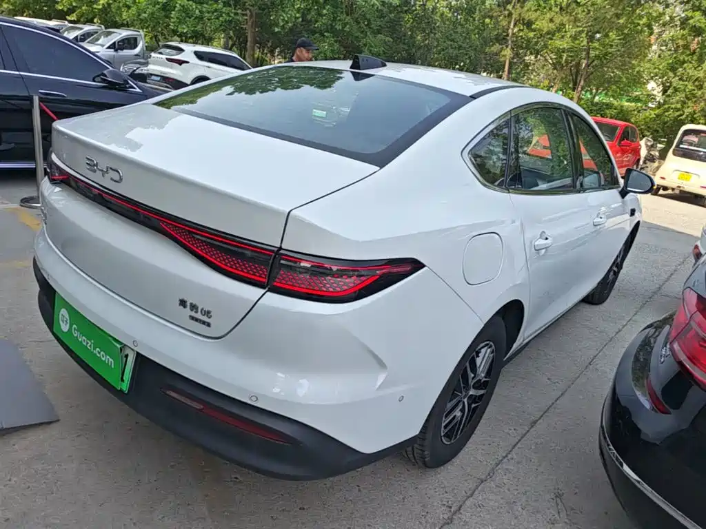 BYD Seal 05 DM-i 2025 — фото 7