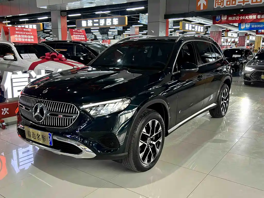 Mercedes-Benz GLC 2023 — фото 1
