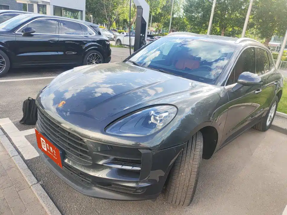 Porsche Macan 2022