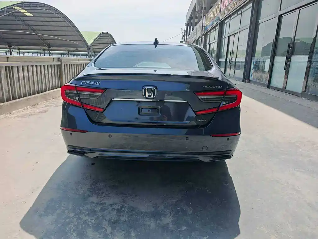 Honda Accord 2022 — фото 5