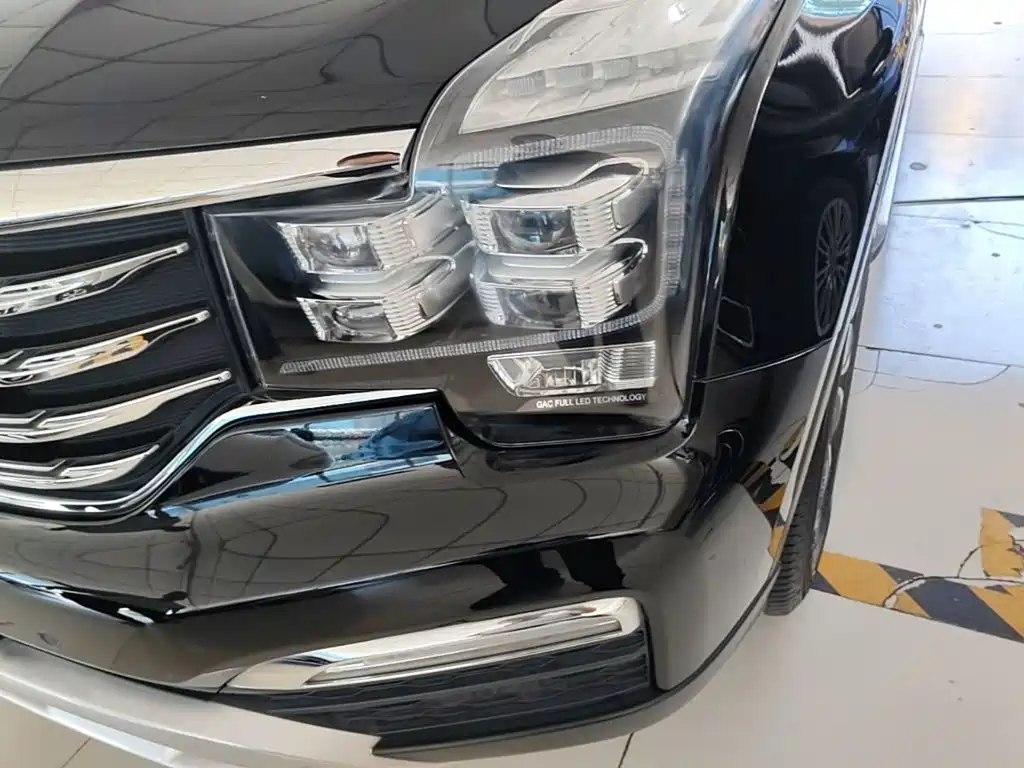 GAC Motor Trumpchi GS8 2018 — фото 24