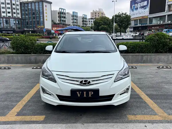 Hyundai Rui Yi 2014