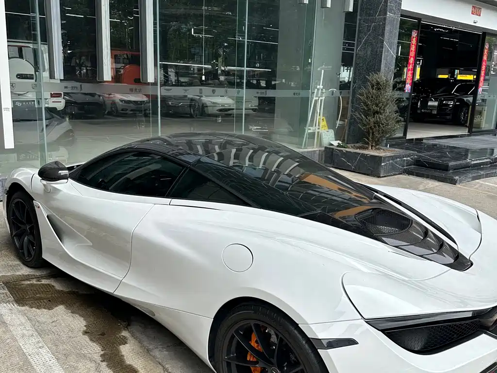 McLaren 720S 2019 — фото 4