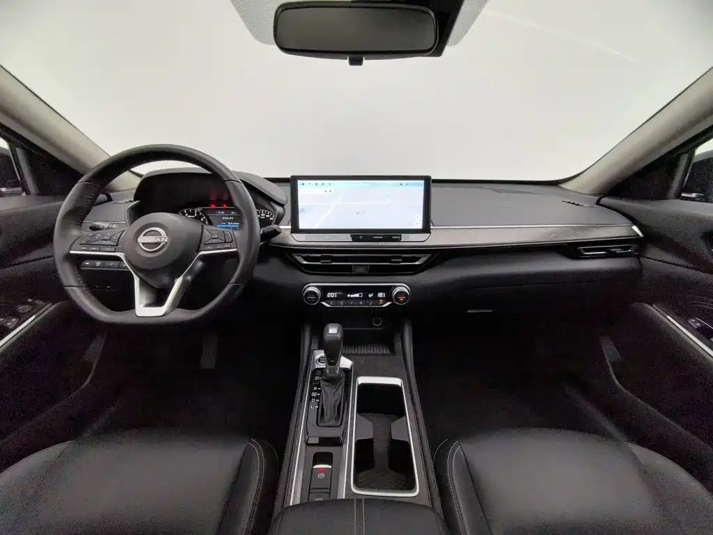 Nissan Teana 2024