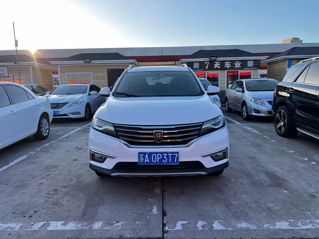 Roewe RX5 2018 — фото 1