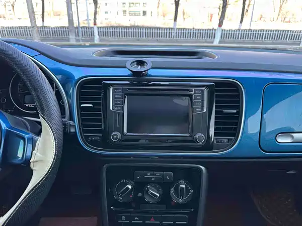 Volkswagen Beetle 2018
