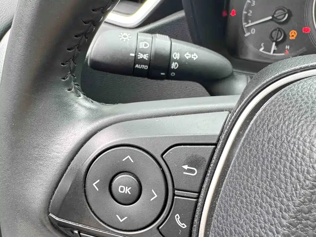 Toyota Corolla 2022 — фото 12