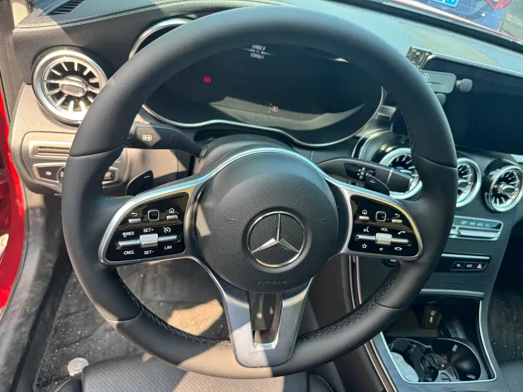 Mercedes-Benz C-Class 2019 — фото 10