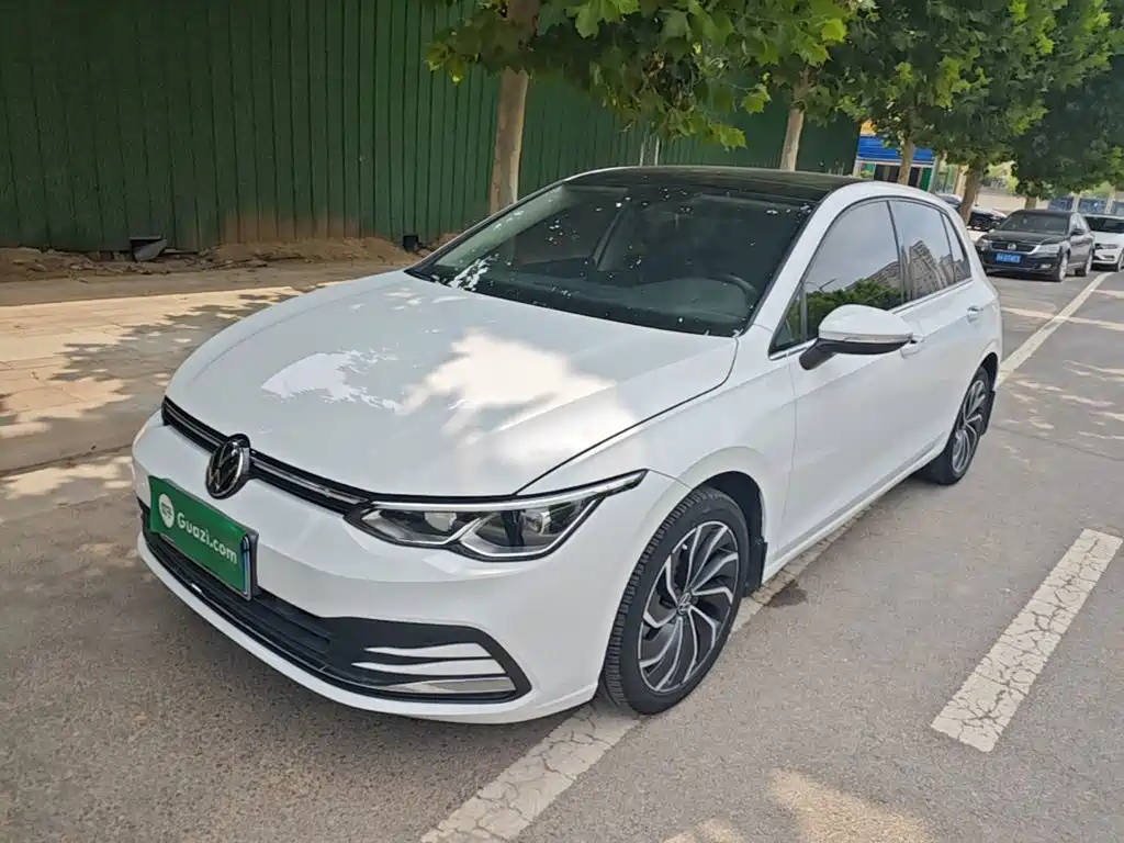 Volkswagen Golf 2021