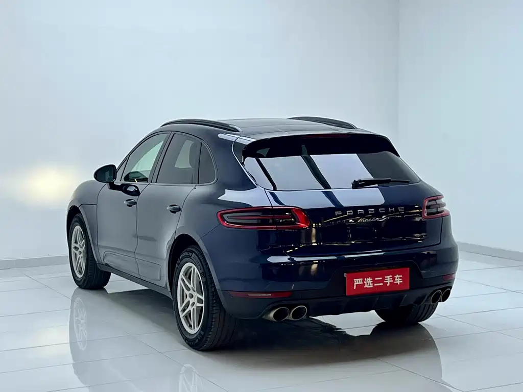 Porsche Macan 2017 — фото 19