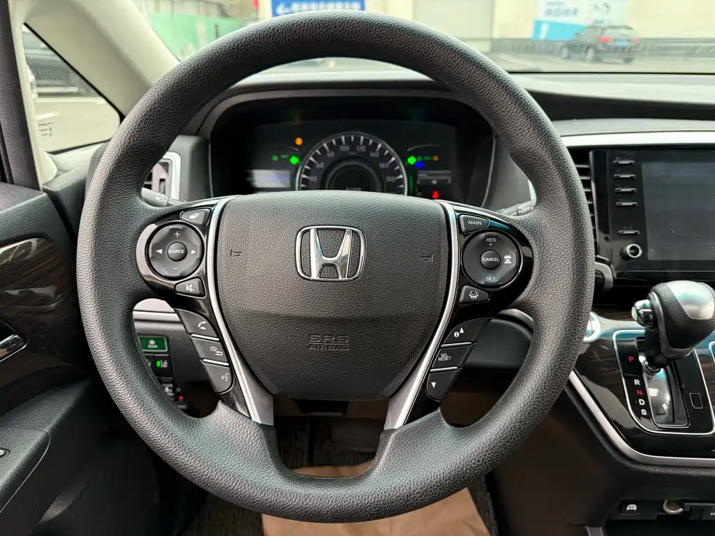 Honda Odyssey 2021 — фото 21