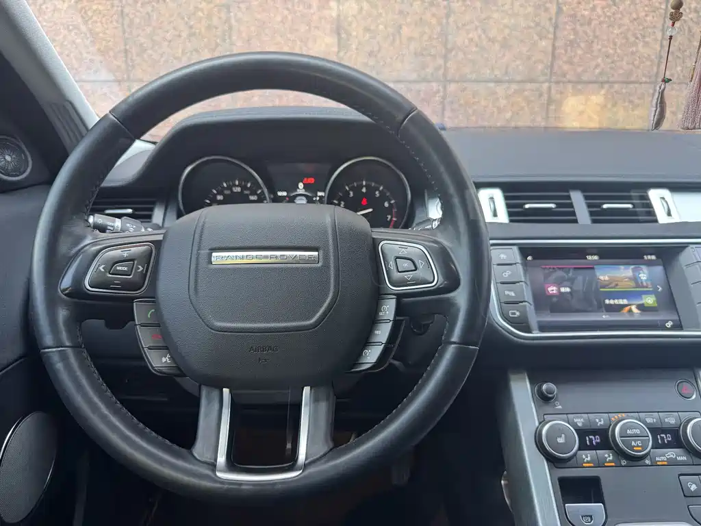 Land Rover Evoque 2017 — фото 7
