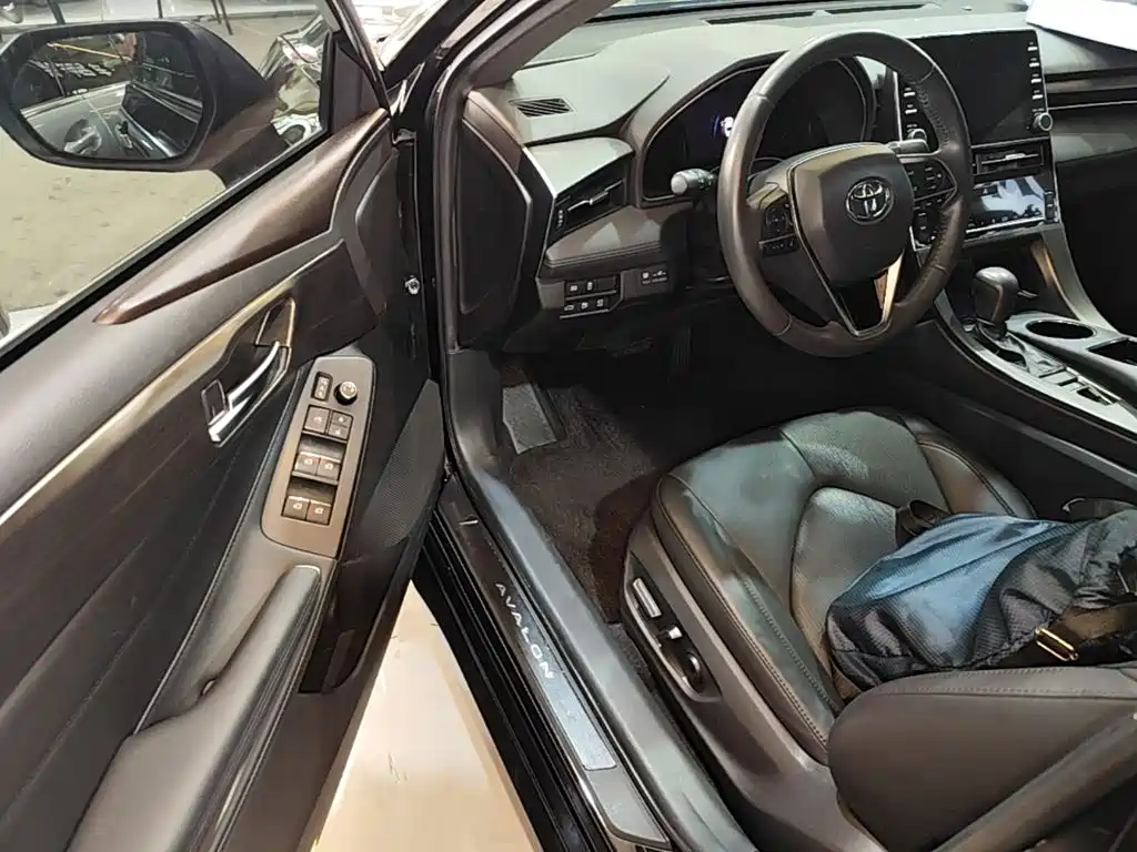 Toyota Avalon 2020 — фото 16