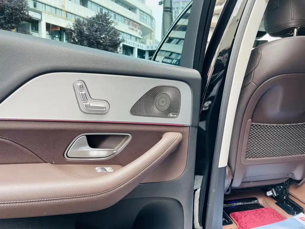 Mercedes-Benz GLE 2023 — фото 17