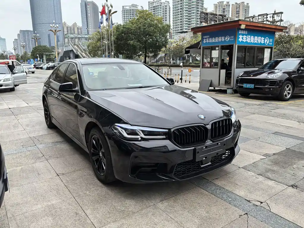 BMW 5 Series 2012