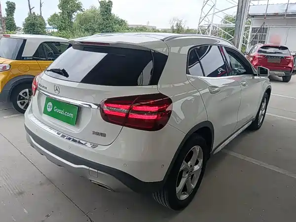 Mercedes-Benz GLA 2018