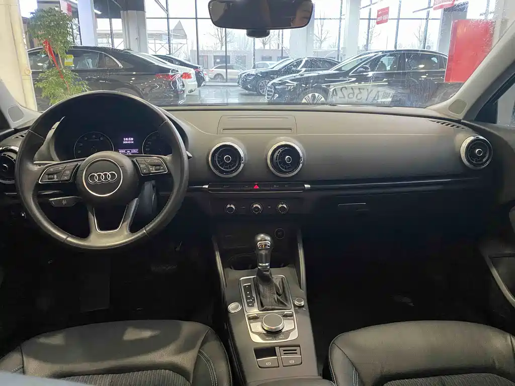 Audi A3 2020 — фото 10