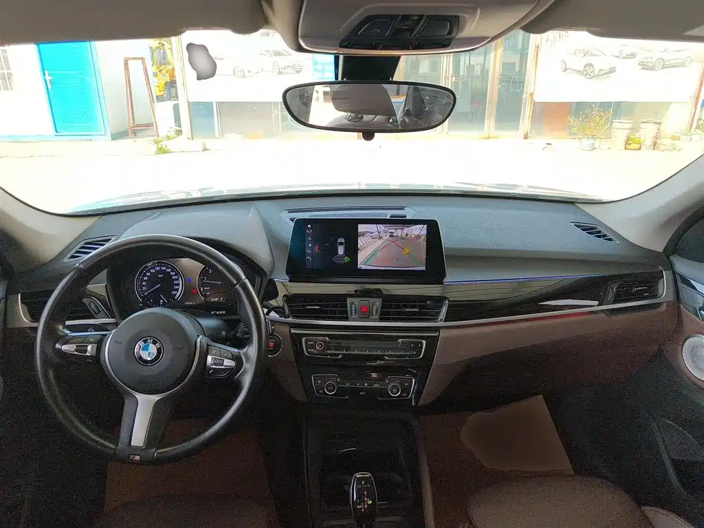 BMW X1 2020 — фото 10