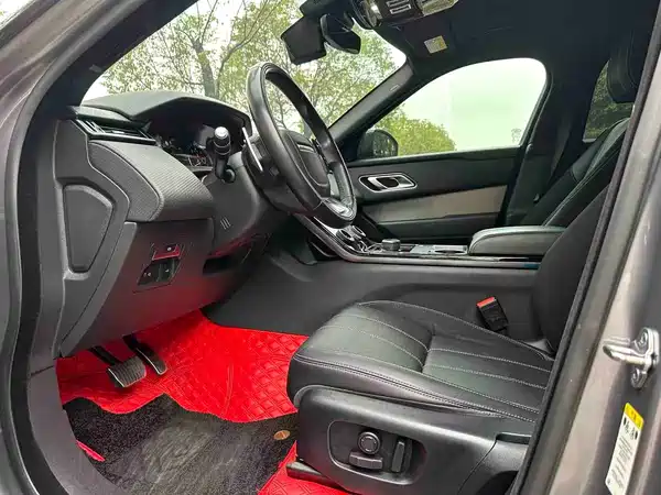 Land Rover Range Rover Velar 2020