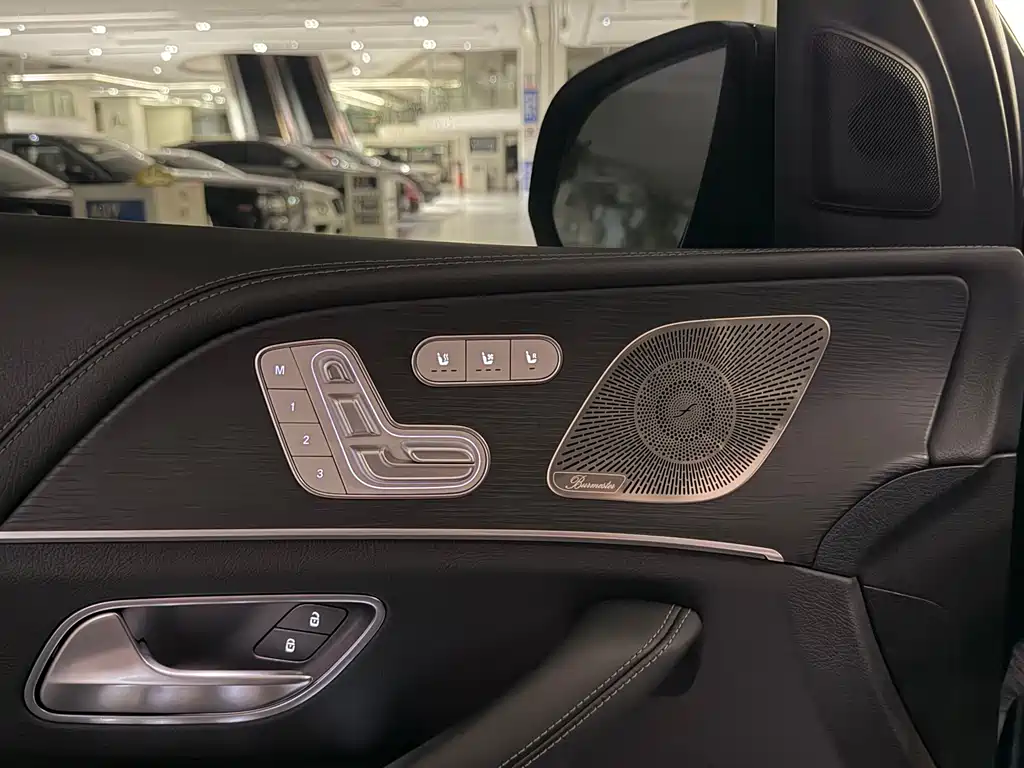 Mercedes-Benz GLE AMG 2024 — фото 8